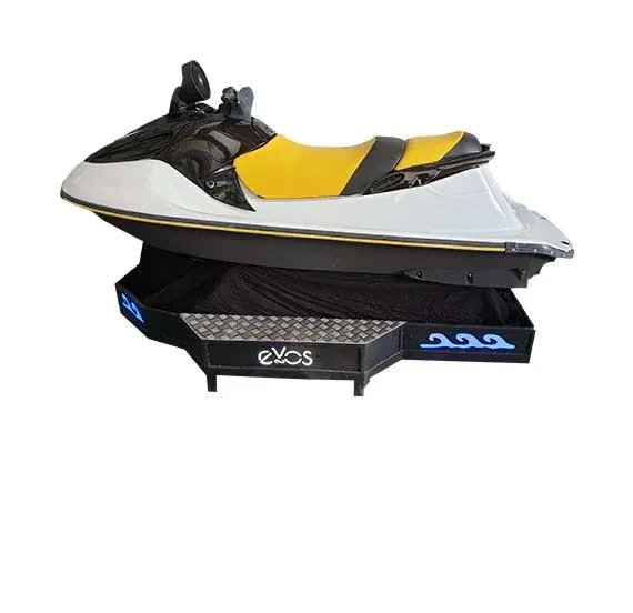 Participant en casque VR sur simulateur jet ski lors d'une animation événementielle