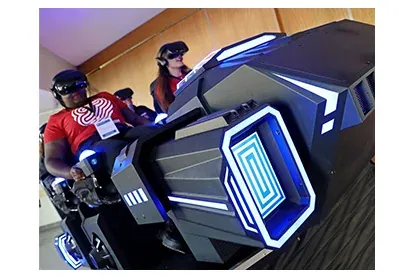 Simulateur navette 4 places en réalité virtuelle By Evos